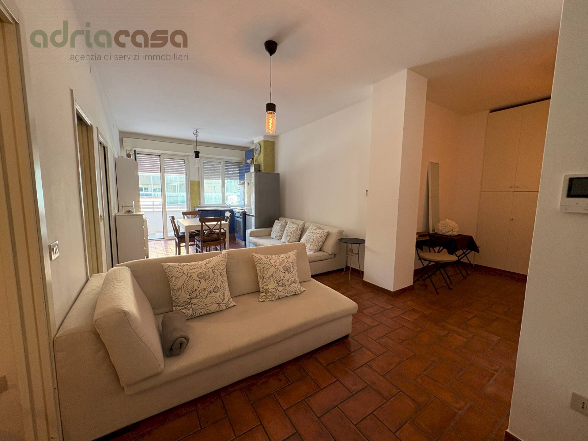 Foto 2 - Three-room apartment Viale Ceccarini, Riccione - photo 2