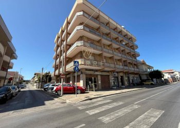 Foto 2 - Locale Commerciale Via del Circuito
 
232 - 234, Pescara - foto 2