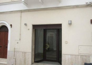 Facciata - Negozio Statte - foto 2