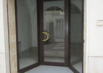 Facciata - Negozio Statte - foto 3