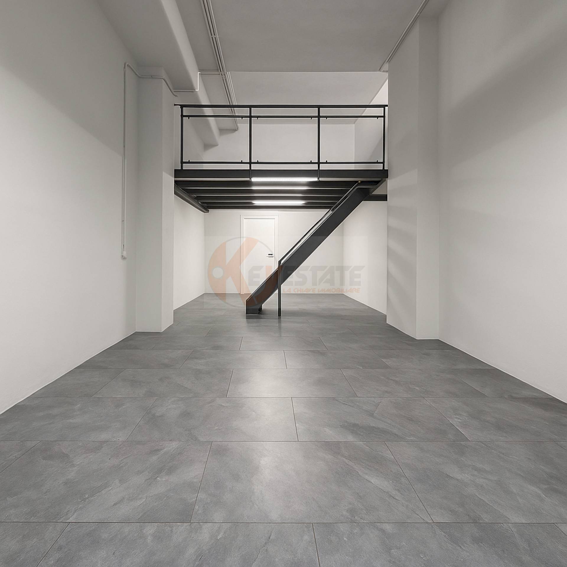 Foto 1 - Locale Commerciale Via Rossini
 
59, Cagliari - foto 1