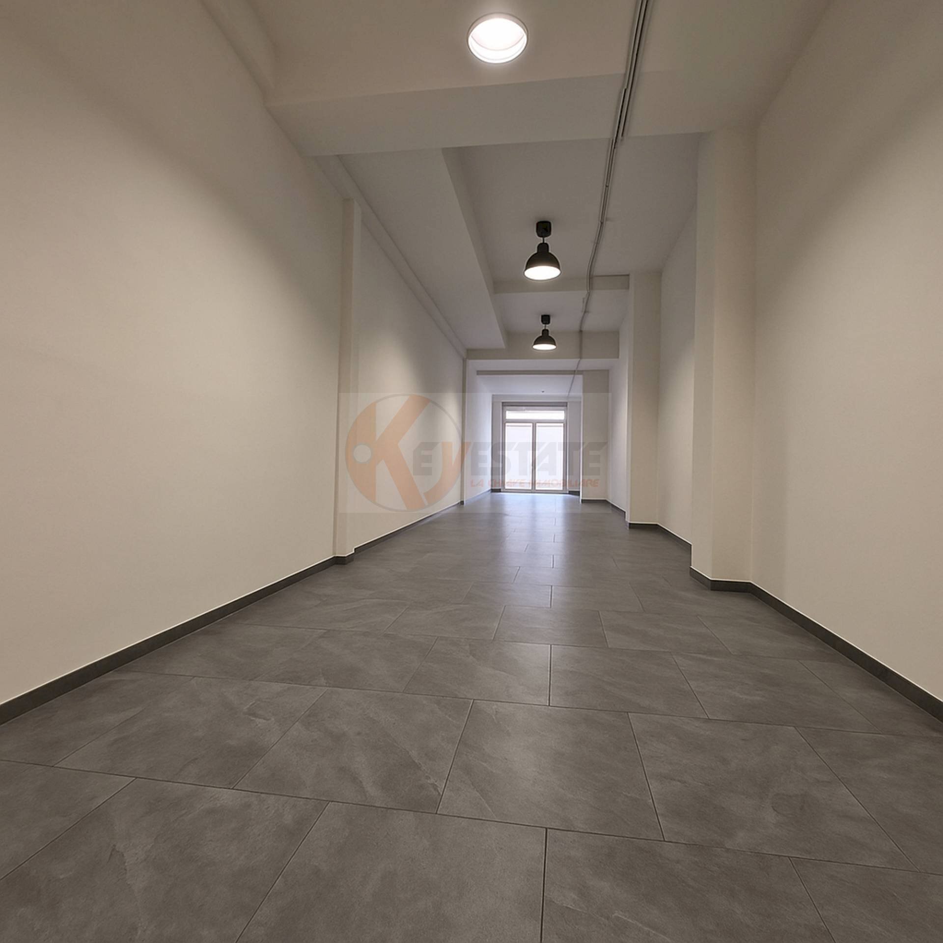 Foto 2 - Locale Commerciale Via Rossini
59, Cagliari - foto 2