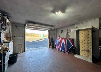 GARAGE - Quadrilocale Via Liprati
 
2, Terzo - foto 30