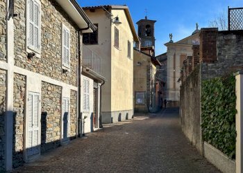 DINTORNI - Quadrilocale Via Liprati
 
2, Terzo - foto 36