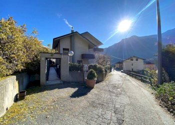 Giardino - Bilocale Località Panorama, 27, Chatillon - foto 2