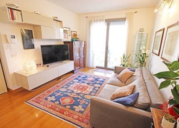 Soggiorno - Three-room apartment via A. Maj, Bergamo - photo 6