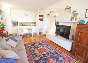 Soggiorno - Three-room apartment via A. Maj, Bergamo - photo 9