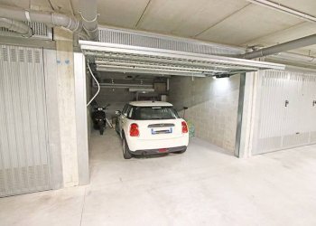 Garage - Three-room apartment via A. Maj, Bergamo - photo 23