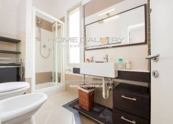 Bagno - Attico via Angelo Carrara, Genova (zona Quarto) - foto 12