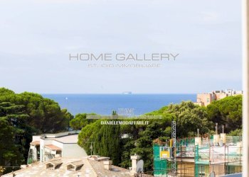 Vista - Attico via Angelo Carrara, Genova (zona Quarto) - foto 37