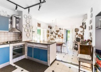 Cucina - Appartamento via Edoardo Ghiglini, 96, Arenzano - foto 16