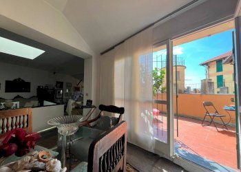 Salone - Appartamento via Edoardo Ghiglini, 96, Arenzano - foto 26