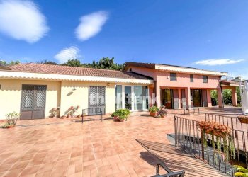 Foto 4 - Villa Via Nizzeti
 
ì, Valverde - foto 4