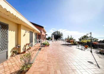 Foto 9 - Villa Via Nizzeti
 
ì, Valverde - foto 9