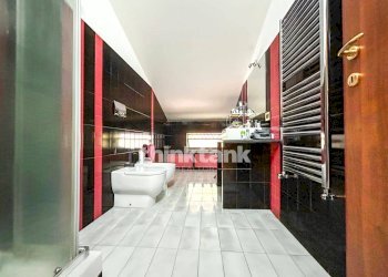 Foto 33 - Villa Via Nizzeti
 
ì, Valverde - foto 33