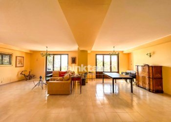 Foto 42 - Villa Via Nizzeti
 
ì, Valverde - foto 42