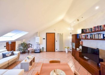 Salone - Trilocale corso Giacomo Puccini, 27/2, Venaria Reale - foto 3