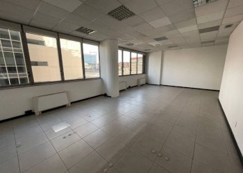 Ufficio - Office strada del Drosso, 33, Torino (neighborhood Mirafiori Sud) - photo 8