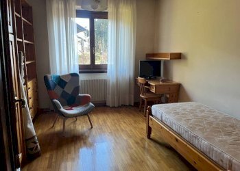 Camera da letto - Villa via Valeriana, 60, Sondrio - photo 13