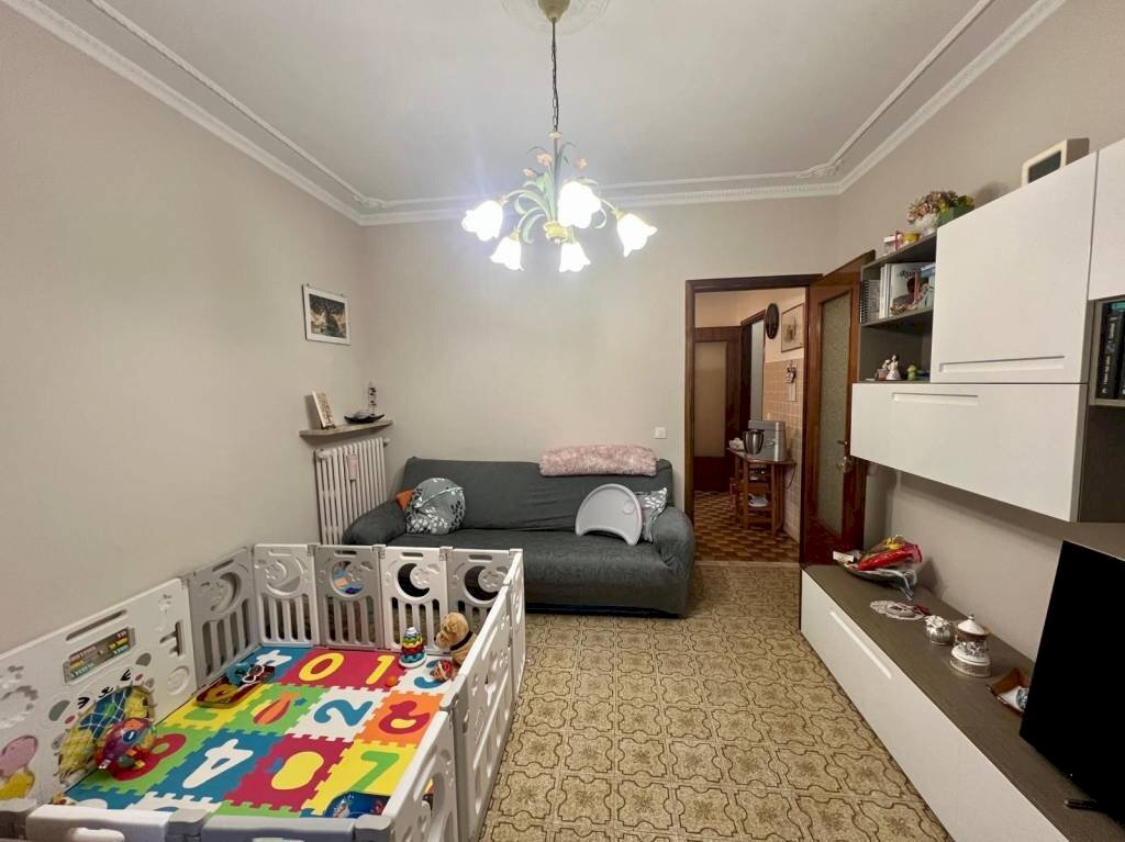 Salone - Quadrilocale via Maurizio Antonio Zumaglini, 3, Verrone - foto 3