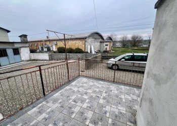 Terrazzo - Quadrilocale via Maurizio Antonio Zumaglini, 3, Verrone - foto 19