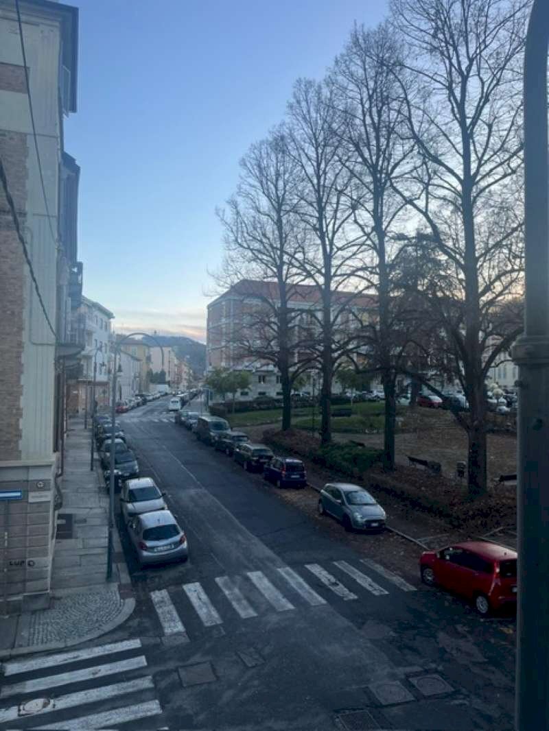 2f0831bb-9a7c-4347-9563-81dbc28b1950 - Trilocale piazza Gozzano, 5, Torino (zona Madonna del Pilone) - foto 1