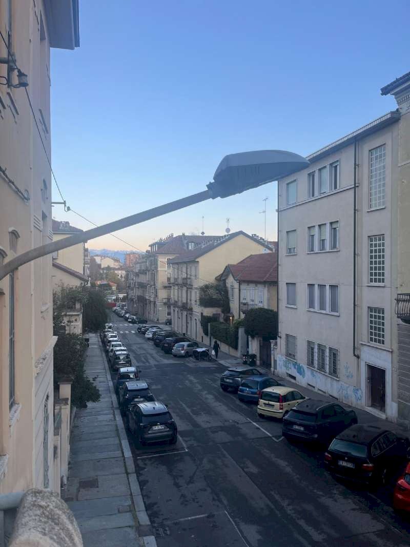 3b5edb71-c7b9-4bbb-9450-b6cfd9f7982c - Trilocale piazza Gozzano, 5, Torino (zona Madonna del Pilone) - foto 3