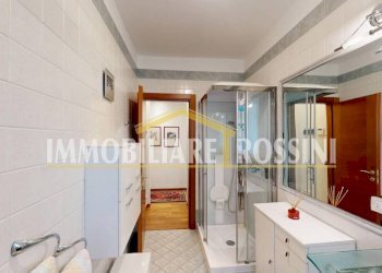 Bagno - Trilocale via Gilberto Govi, 23, Varese (zona Bobbiate) - foto 27