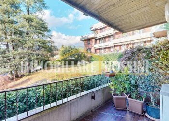 Terrazzo - Trilocale via Gilberto Govi, 23, Varese (zona Bobbiate) - foto 29