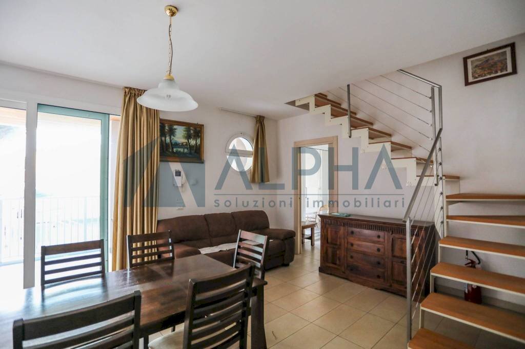 Salone - Quadrilocale via Abruzzi, Cervia - foto 1