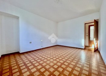 Three-room apartment Via Achille Grandi, Condove - photo 5