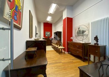 Shop negozio via vicolo trivelli, Reggio nell'Emilia - photo 2