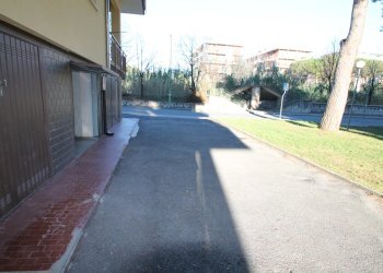 Box Via Tevere, Borghetto Santo Spirito - foto 7