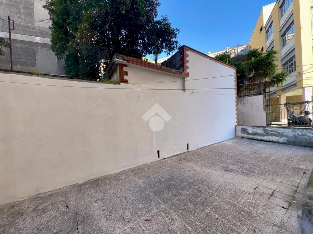 Apartment Via Cornigliano, Genova (neighborhood Cornigliano) - photo 1