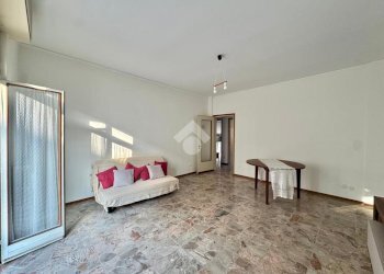 Two-room apartment Via Pietro Custodi, Novara - photo 4