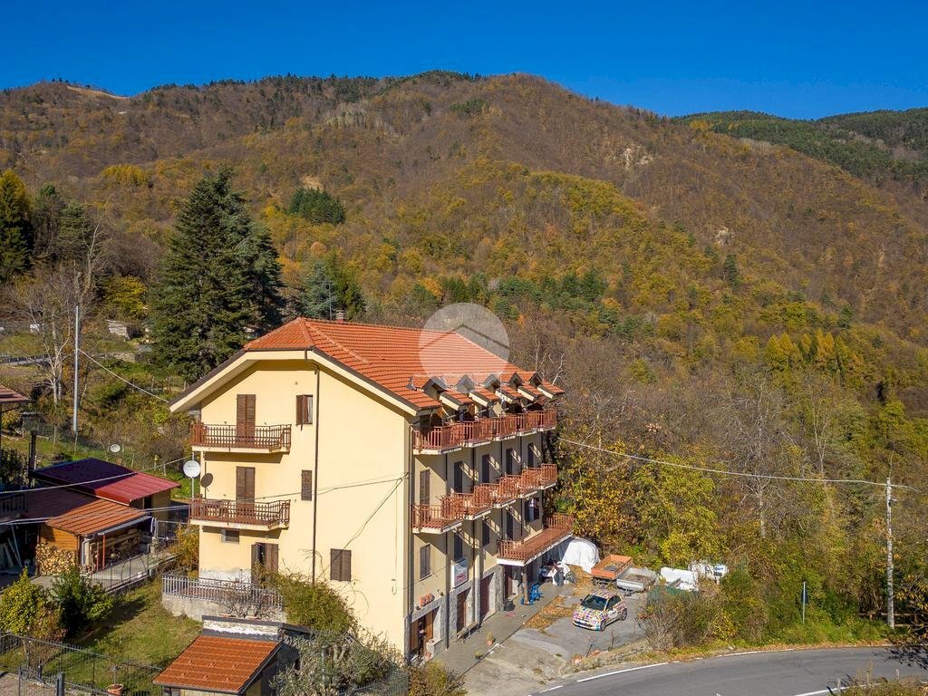 Hotel - Accommodation facility via san bernardo, Mendatica - photo 2