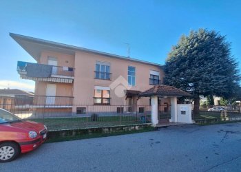 Trilocale Via A. Vespucci, Inveruno - foto 1