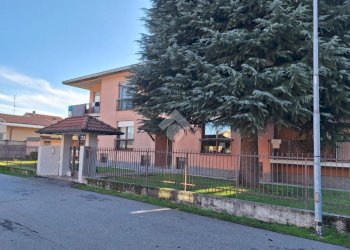 Trilocale Via A. Vespucci, Inveruno - foto 2