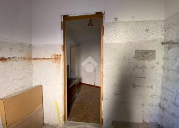 Semi-detached house Via G. Mereto, Serra Riccò - photo 10
