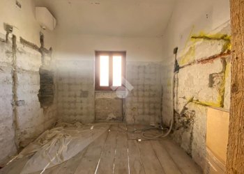 Semi-detached house Via G. Mereto, Serra Riccò - photo 11