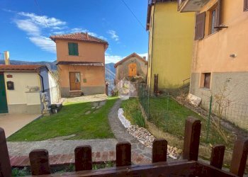 Semi-detached house Via G. Mereto, Serra Riccò - photo 15