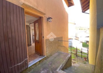 Semi-detached house Via G. Mereto, Serra Riccò - photo 16