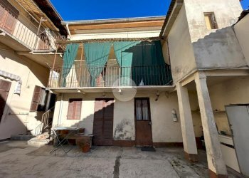 Casa semi indipendente Via de Amicis, Valenza - foto 1