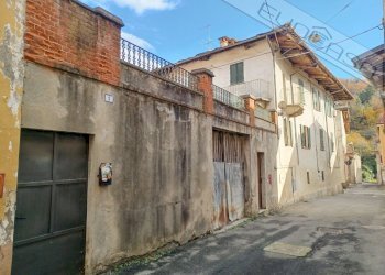 Three-room apartment via Beneficio 1, Barge - photo 2