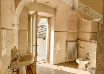 Three-room apartment via Beneficio 1, Barge - photo 15