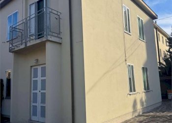 Porzione di casa Modena - foto 3