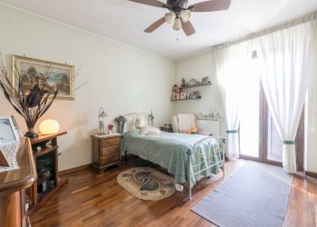 Foto 15 - Three-room apartment Via Monghio
 
1, Monterotondo - photo 15