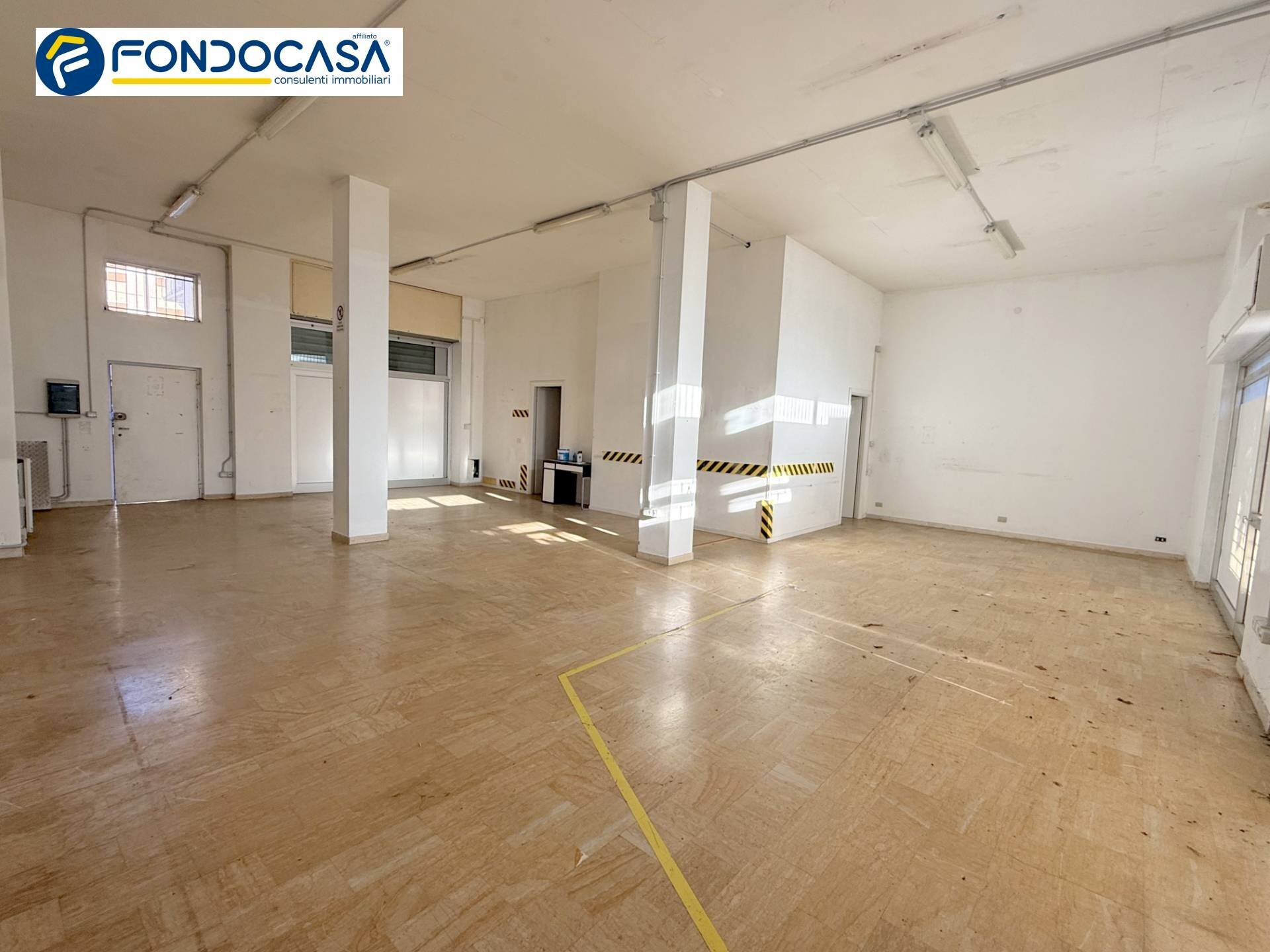 Foto 1 - Commercial Premises Via Spotorno, Albisola Superiore - photo 1