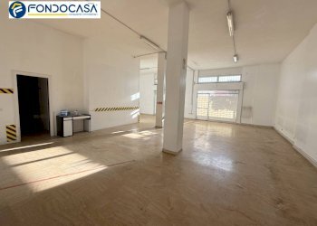 Foto 2 - Locale Commerciale Via Spotorno, Albisola Superiore - foto 2