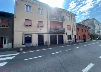 Foto 4 - Commercial Premises via piave
 
16, Arcore - photo 4